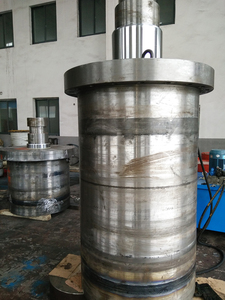 液压缸2500吨